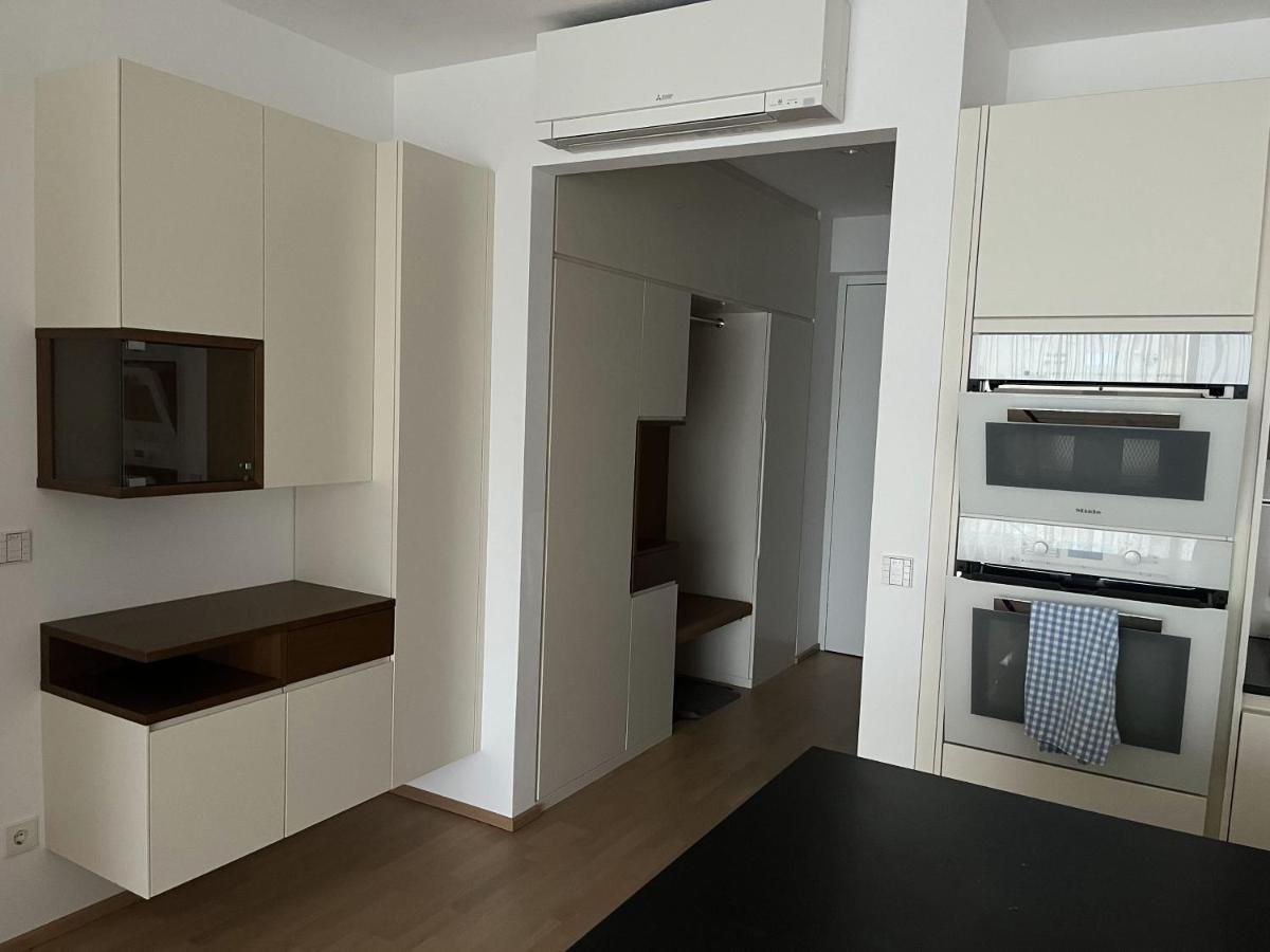 Luxusappartement Mit Garage Im Zentrum Bécsújhely Kültér fotó