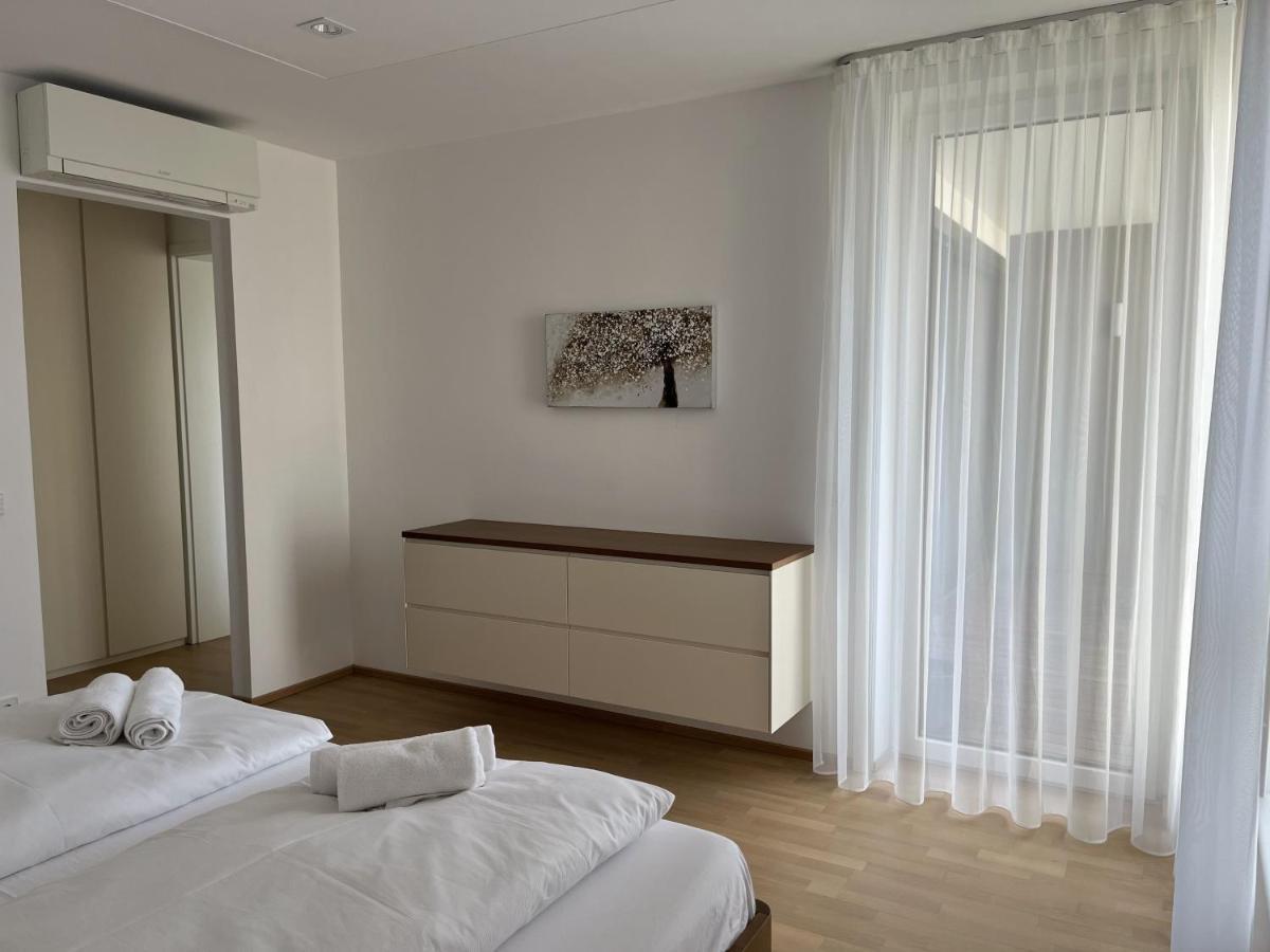 Luxusappartement Mit Garage Im Zentrum Bécsújhely Kültér fotó