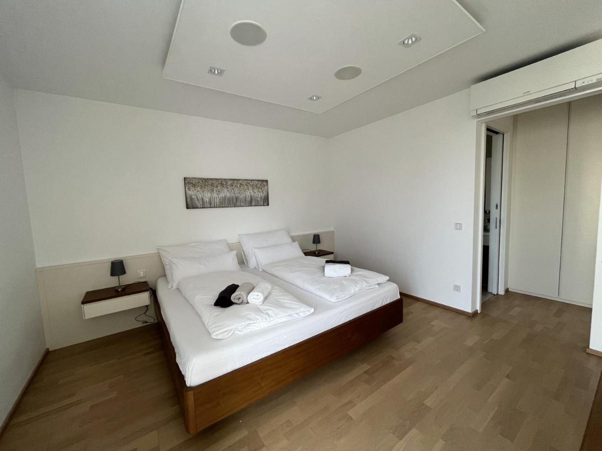 Luxusappartement Mit Garage Im Zentrum Bécsújhely Kültér fotó